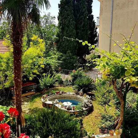 Apartment Roso *