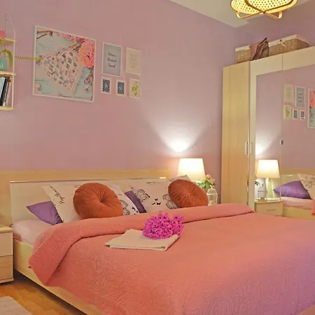 Apartment Roso Gradac (Split-Dalmatia)