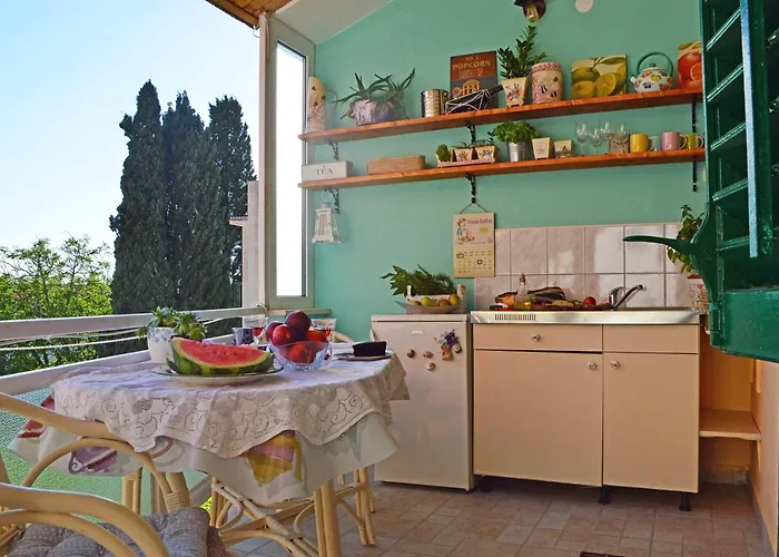 Roso * Gradac (Split-Dalmatia)