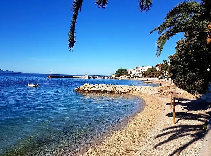 Roso * Gradac (Split-Dalmatia)